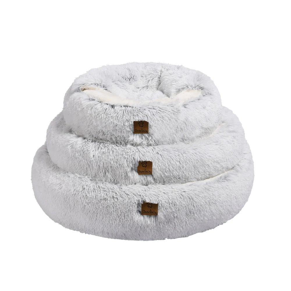 Charlie's - Snookie Hooded Pet Bed - Faux Fur - Arctic White